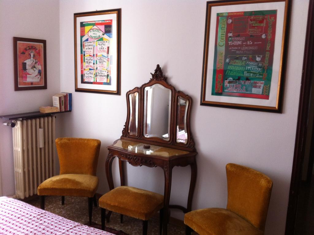 La Casa Creativa Lomnago Quarto foto