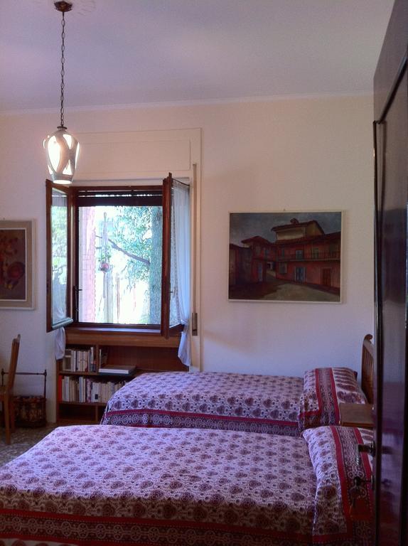 La Casa Creativa Lomnago Quarto foto