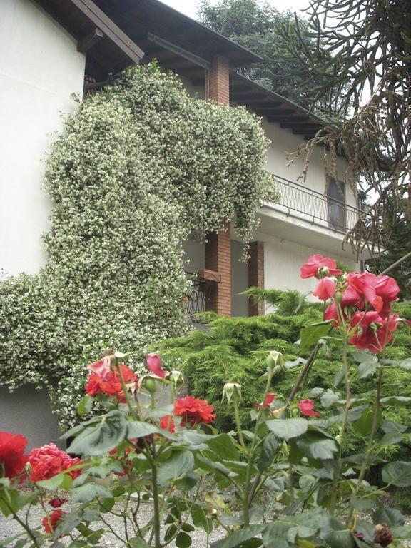 La Casa Creativa Lomnago Exterior foto